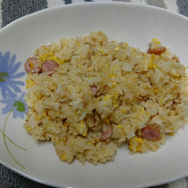 節約簡単 ウインナーとツナのチャーハン レシピ 作り方 By まきっぺぺぺ 楽天レシピ